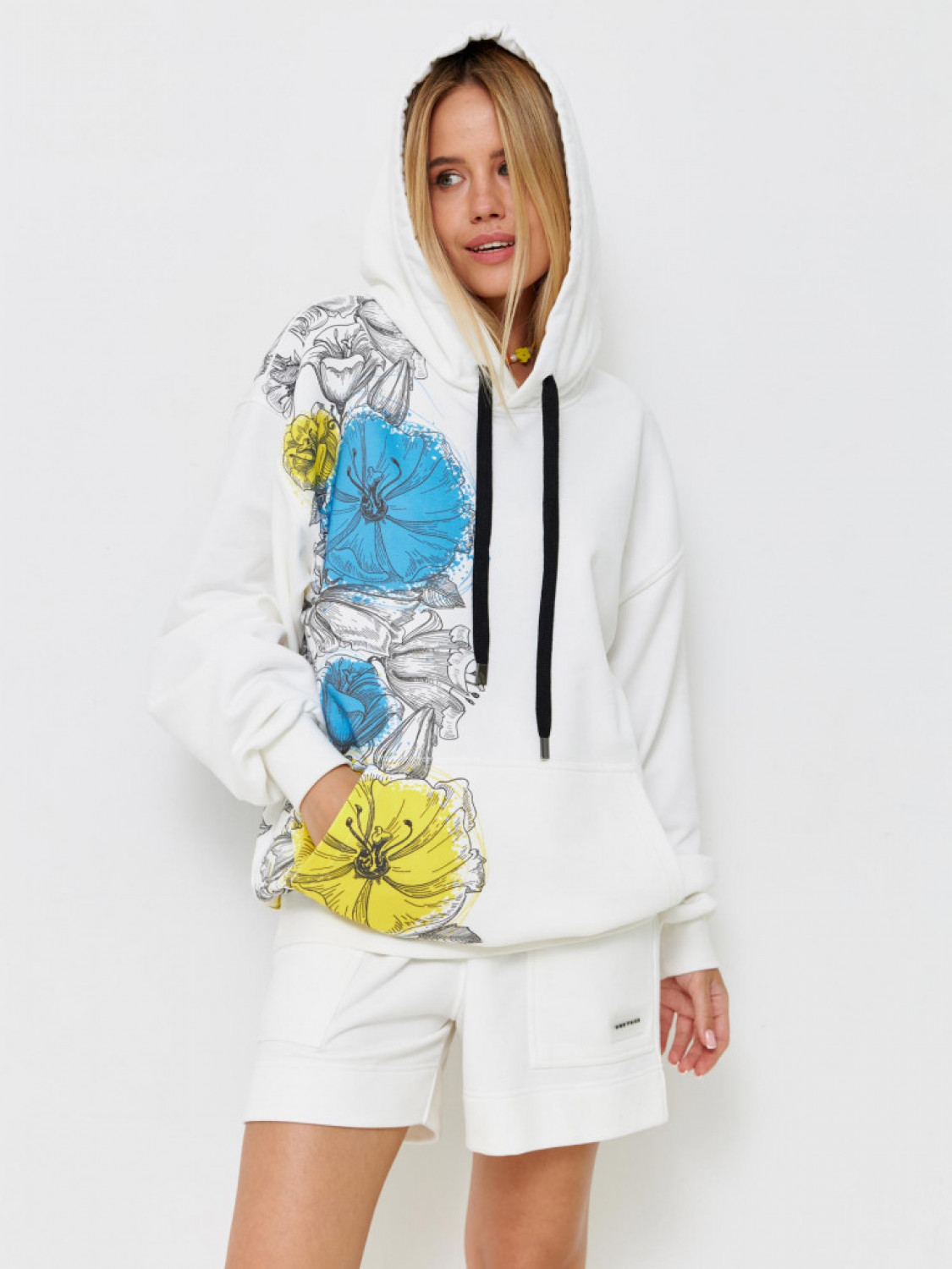 Women's suit with a print